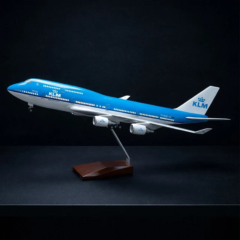 KLM Boeing 747 model in 1:150 scale