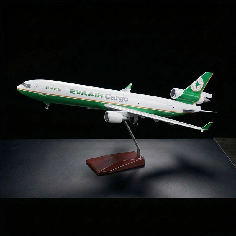 McDonnell Douglas MD-11 1:130 Scale