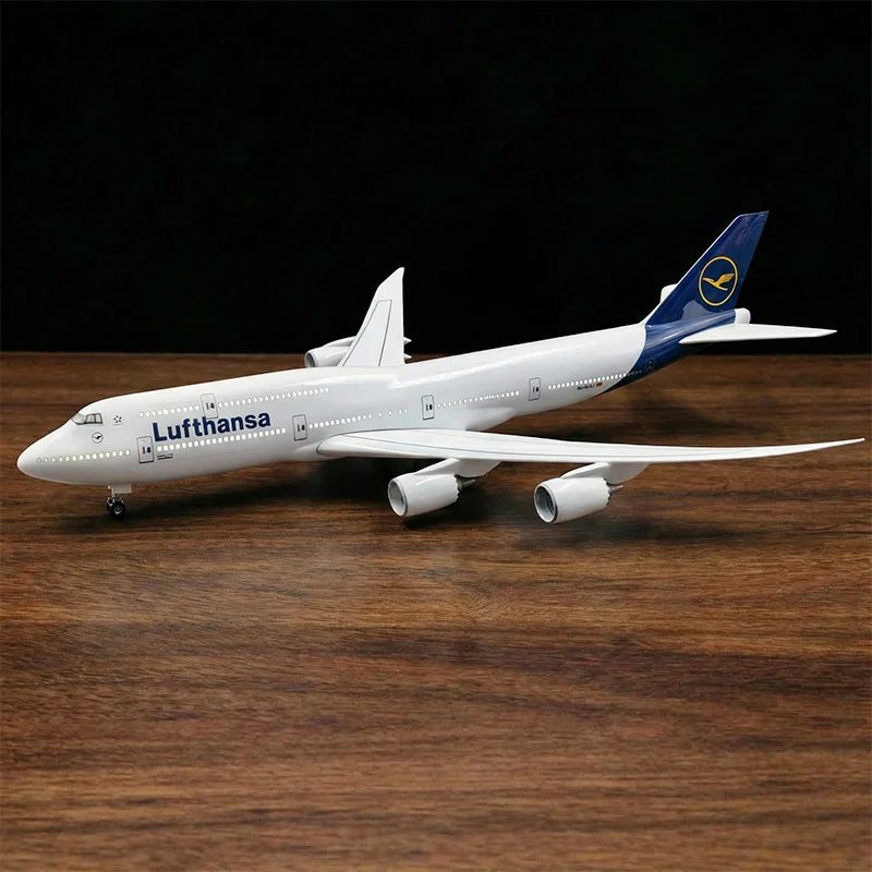 Lufthansa Boeing 747-8 1:160 Scale