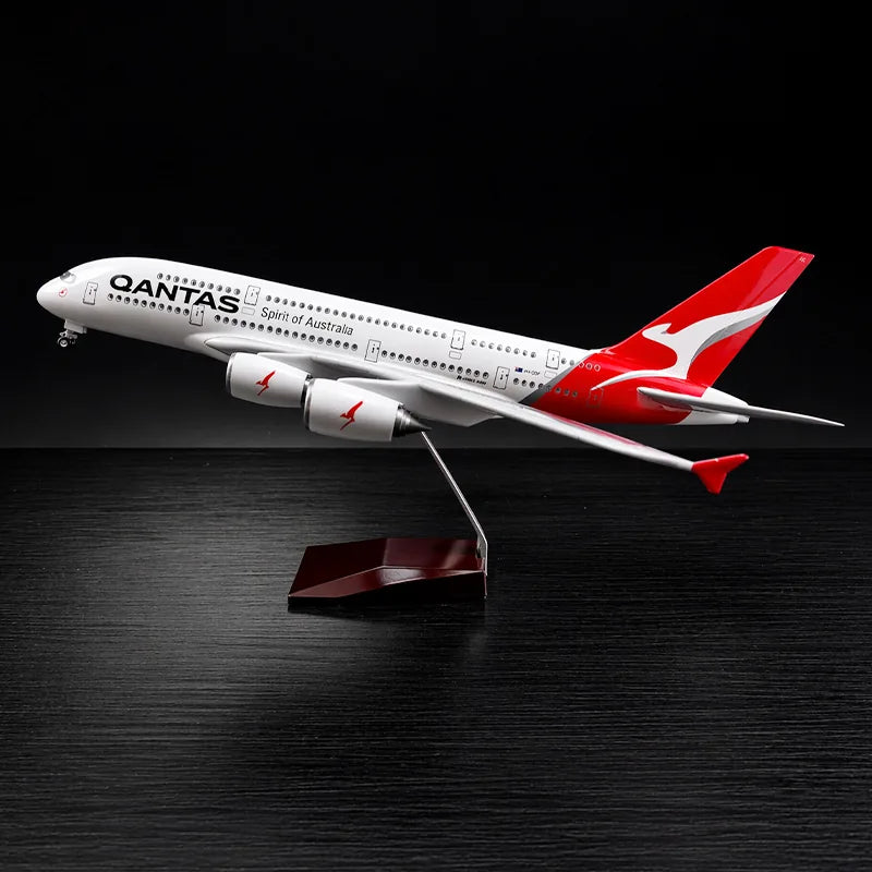 large scale Qantas A380 model airplane 1:160 with built-in LED lights detailed aircraft display model
