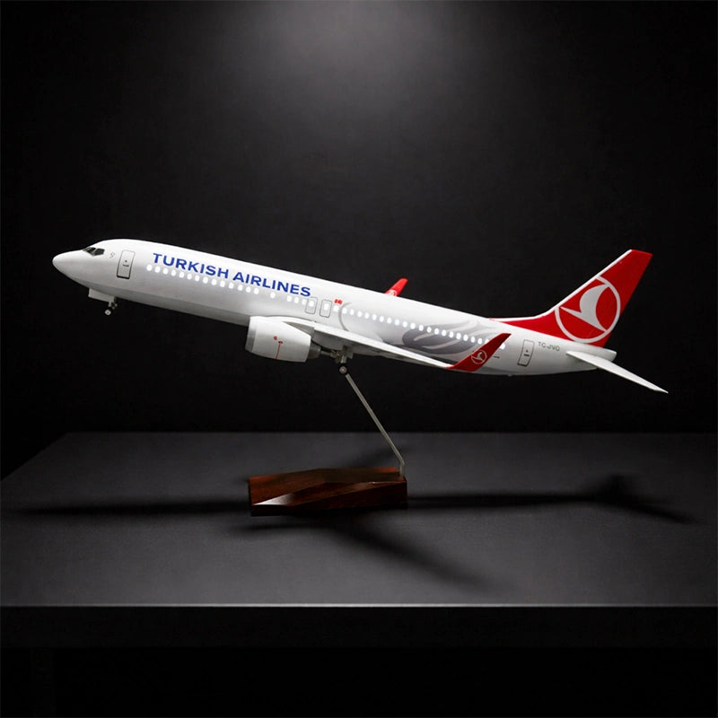Turkish Airlines Boeing 737-800 1:85 Scale