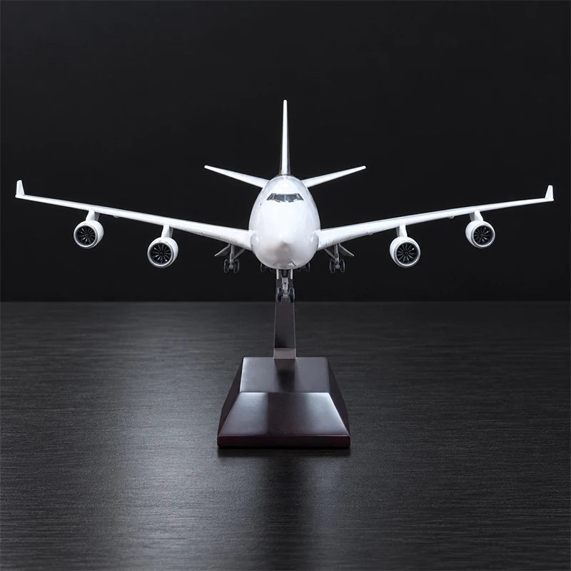 UPS Boeing 747 Freighter 1:150 Scale Model Airplane