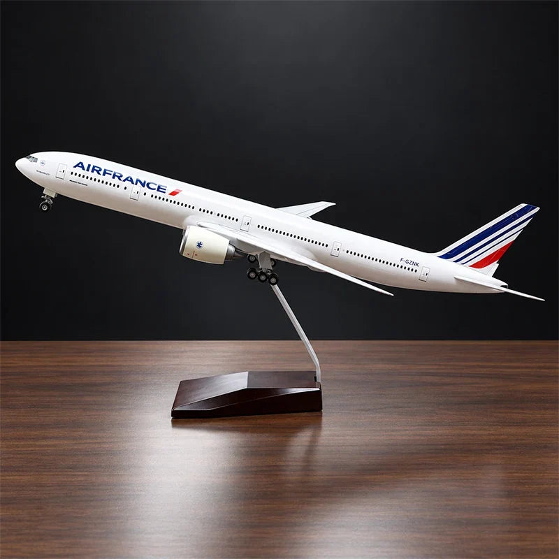 Maquette Boeing 777-300ER Air France au 1:157