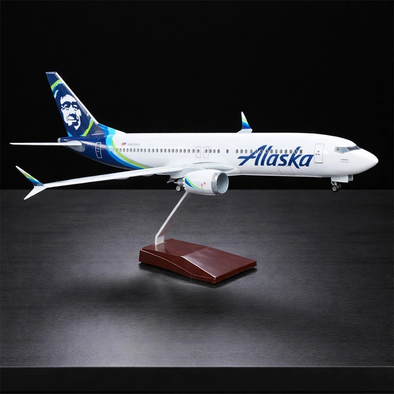 Alaska Airlines Boeing 737 MAX 9 1:85 Scale