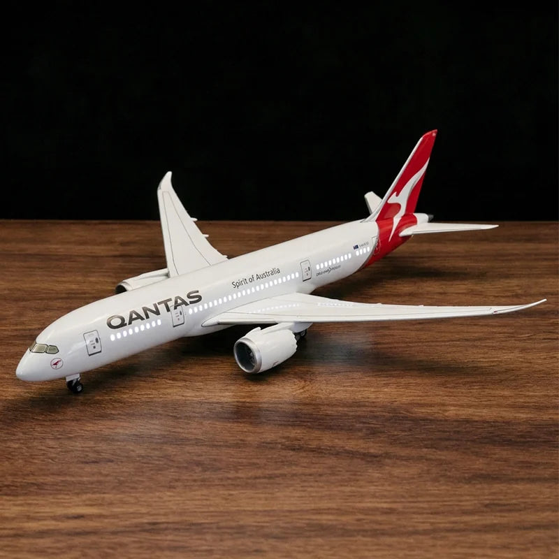 Qantas Boeing 787-9 Dreamliner 1:130 Scale