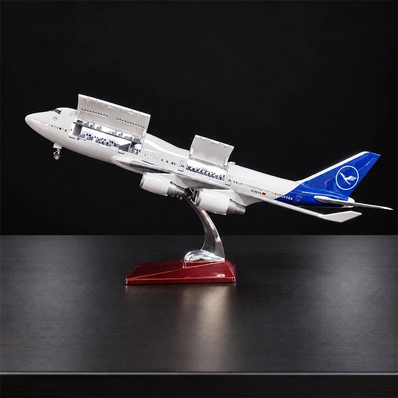 Lufthansa Boeing 747-8 – Modellflugzeug im Maßstab 1:150