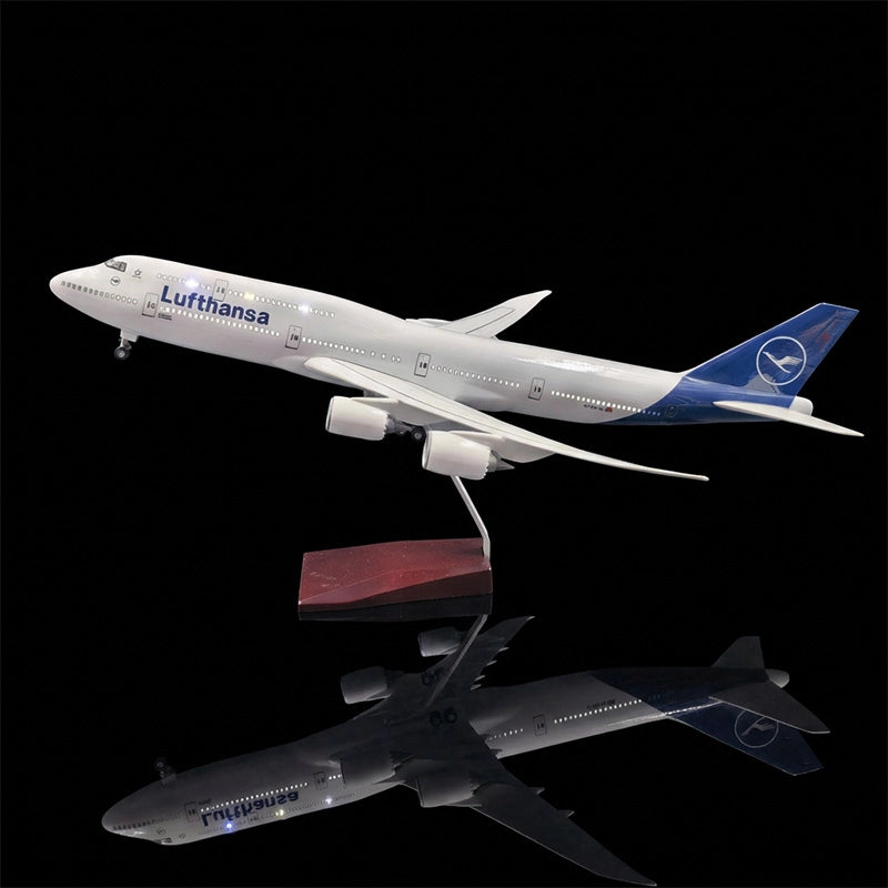 Lufthansa Boeing 747-8 1:160 Scale