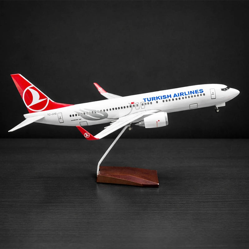 Turkish Airlines Boeing 737-800 1:85 Scale