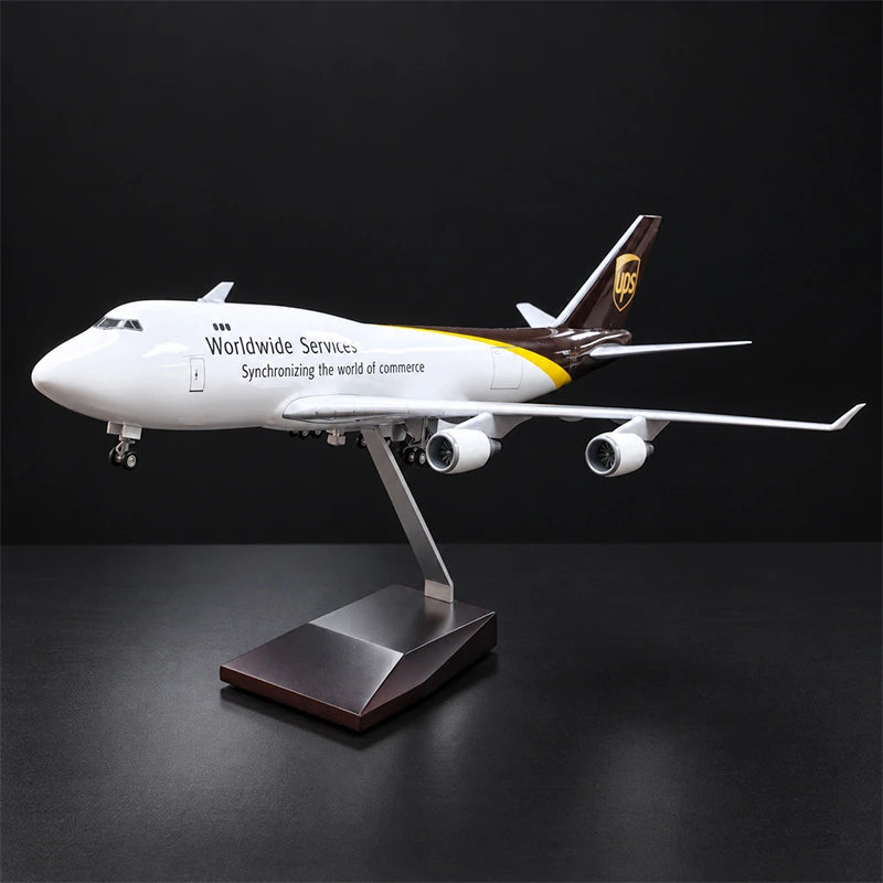 UPS Boeing 747 Freighter 1:150 Scale Model Airplane